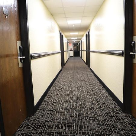 Super 8 By Wyndham Richmond Airport Va Sandston Exterior foto